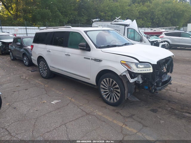 Продаж на аукціоні авто 2018 Lincoln Navigator L Reserve, vin: 5LMJJ3LT9JEL09939, номер лоту: 46062909