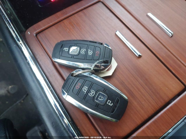 Продажа на аукционе авто 2018 Lincoln Navigator L Reserve, vin: 5LMJJ3LT9JEL09939, номер лота: 46062909
