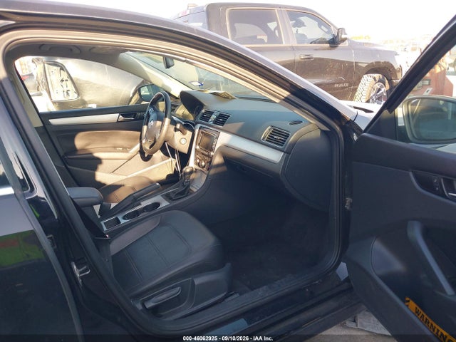 46062925 :رقم المزاد ، 1VWBN7A37DC142441 vin ، 2013 Volkswagen Passat 2.0l Tdi Se مزاد بيع