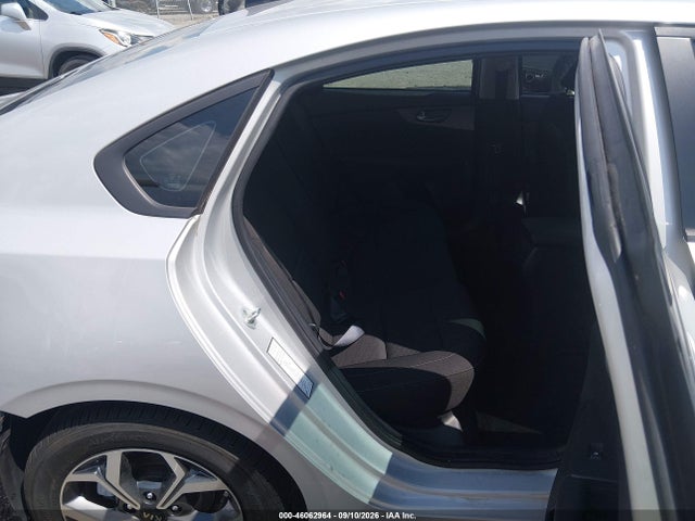 Aukcja sprzedaży 2021 Kia Forte Lxs, vin: 3KPF24AD0ME308845, numer aukcji: 46062964
