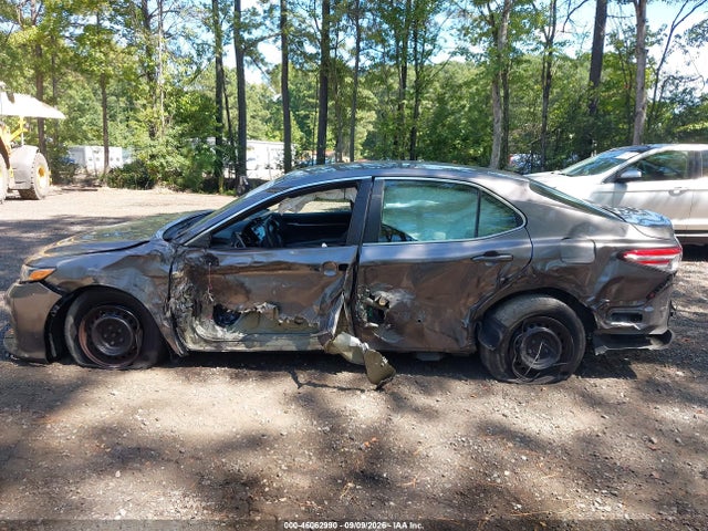 Продаж на аукціоні авто 2018 Toyota Camry L, vin: 4T1B11HK2JU598390, номер лоту: 46062990