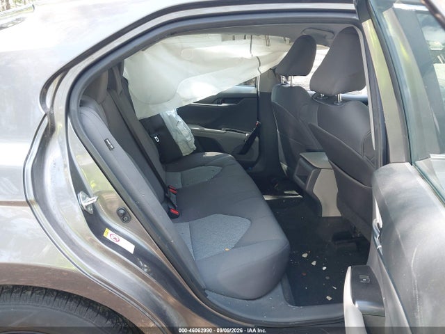 Продаж на аукціоні авто 2018 Toyota Camry L, vin: 4T1B11HK2JU598390, номер лоту: 46062990