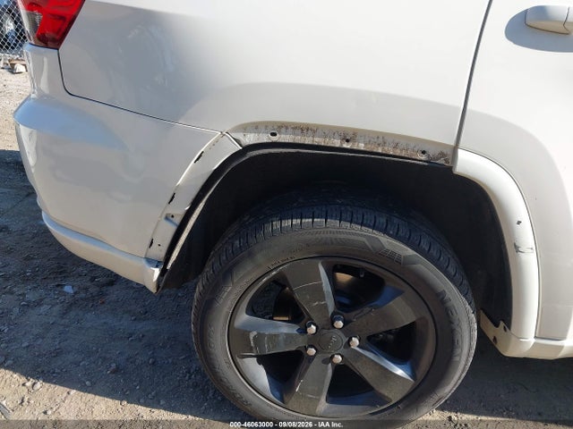 2012 Jeep Grand Cherokee Laredo მანქანა იყიდება აუქციონზე, vin: 1C4RJFAG7CC185556, აუქციონის ნომერი: 46063000