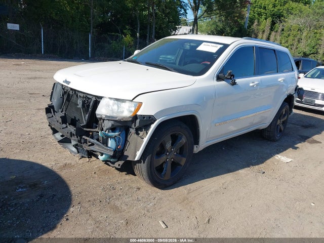2012 Jeep Grand Cherokee Laredo მანქანა იყიდება აუქციონზე, vin: 1C4RJFAG7CC185556, აუქციონის ნომერი: 46063000