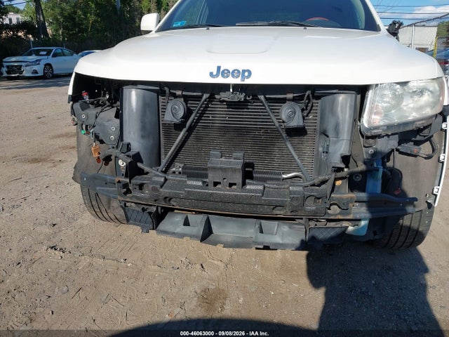 2012 Jeep Grand Cherokee Laredo მანქანა იყიდება აუქციონზე, vin: 1C4RJFAG7CC185556, აუქციონის ნომერი: 46063000