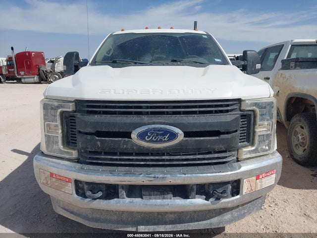 46063041 :رقم المزاد ، 1FD8X3HT5KEC31380 vin ، 2019 Ford Super Duty F-350 Drw Xl مزاد بيع