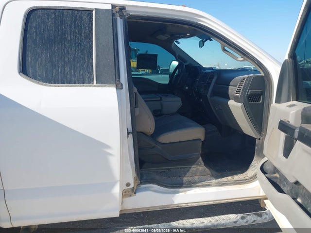 46063041 :رقم المزاد ، 1FD8X3HT5KEC31380 vin ، 2019 Ford Super Duty F-350 Drw Xl مزاد بيع