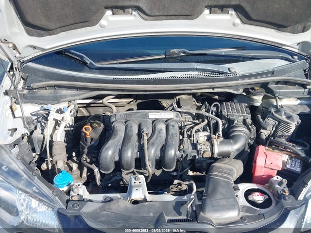 46063083 :رقم المزاد ، 3HGGK5H85FM761243 vin ، 2015 Honda Fit Ex/ex-l مزاد بيع