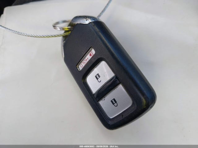 46063083 :رقم المزاد ، 3HGGK5H85FM761243 vin ، 2015 Honda Fit Ex/ex-l مزاد بيع