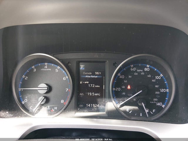 2017 Toyota Rav4 Le მანქანა იყიდება აუქციონზე, vin: JTMZFREV4HJ141898, აუქციონის ნომერი: 46063090