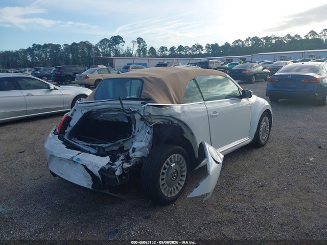 46063132 :رقم المزاد ، 3VW517AT5EM816787 vin ، 2014 Volkswagen Beetle 1.8t مزاد بيع