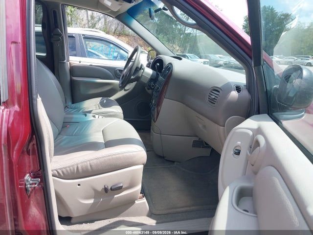 46063149 :رقم المزاد ، 2C8GT54L02R544299 vin ، 2002 Chrysler Town & Country Lxi مزاد بيع