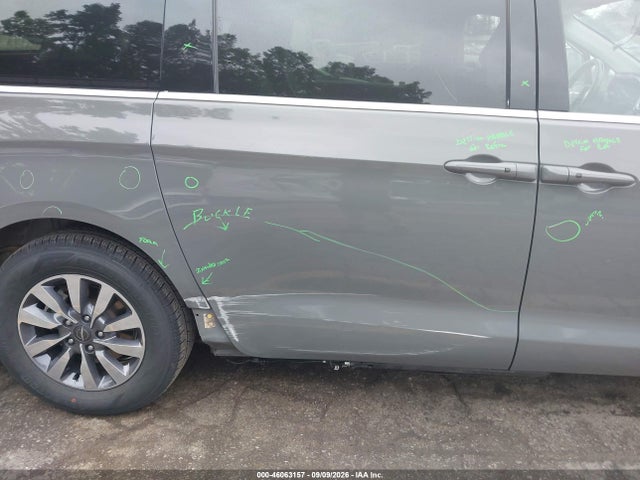 Продажа на аукционе авто 2022 Chrysler Pacifica Hybrid Touring L, vin: 2C4RC1L71NR124238, номер лота: 46063157