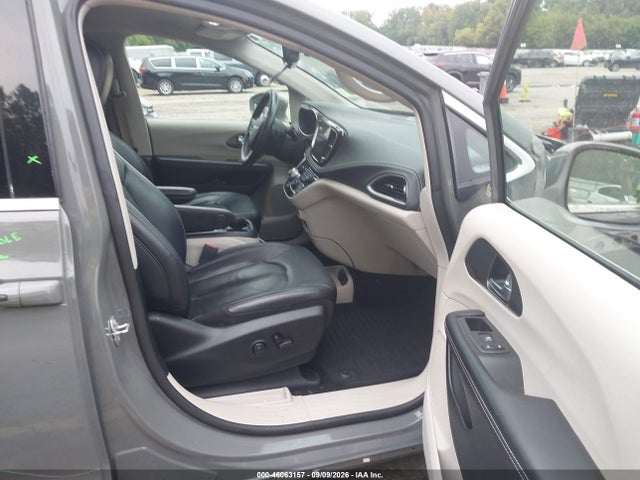 Продажа на аукционе авто 2022 Chrysler Pacifica Hybrid Touring L, vin: 2C4RC1L71NR124238, номер лота: 46063157