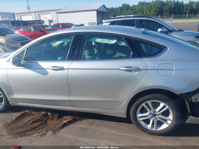 Продажа на аукционе авто 2018 Ford Fusion Se, vin: 3FA6P0HD0JR135452, номер лота: 46063182