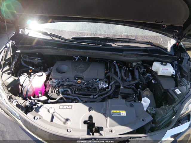 5TDYRKEC6TS324594 Toyota SIENNA XLE