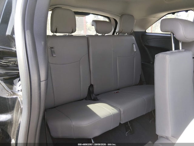 5TDYRKEC6TS324594 Toyota SIENNA XLE