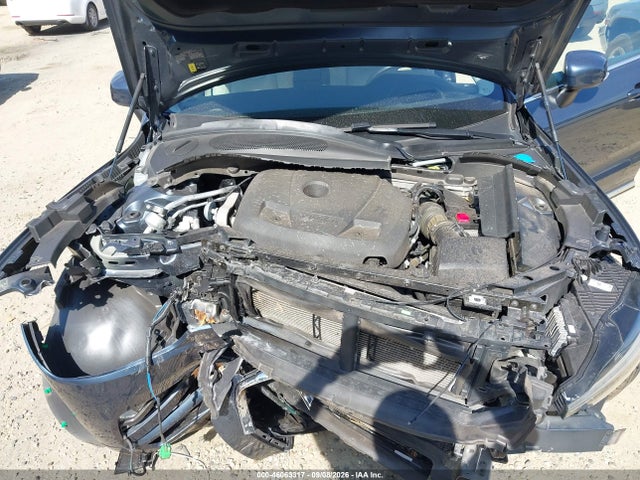 46063317 :رقم المزاد ، YV4A22RL0M1768632 vin ، 2021 Volvo Xc60 T6 Inscription مزاد بيع