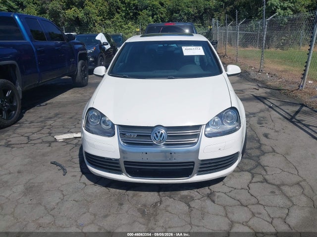 Продажа на аукционе авто 2008 Volkswagen R32, vin: WVWKC71KX8W248323, номер лота: 46063354