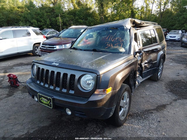46063457 :رقم المزاد ، 1C4NJRFB7HD174684 vin ، 2017 Jeep Patriot Latitude 4x4 مزاد بيع