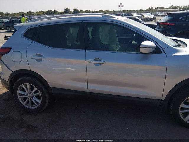 46063467 :رقم المزاد ، JN1BJ1CP5JW153866 vin ، 2018 Nissan Rogue Sport Sv مزاد بيع