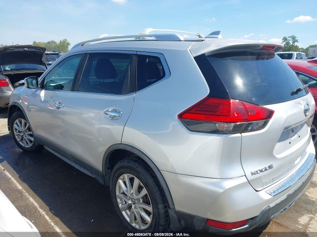 46063470 :رقم المزاد ، KNMAT2MTXHP515358 vin ، 2017 Nissan Rogue Sv مزاد بيع