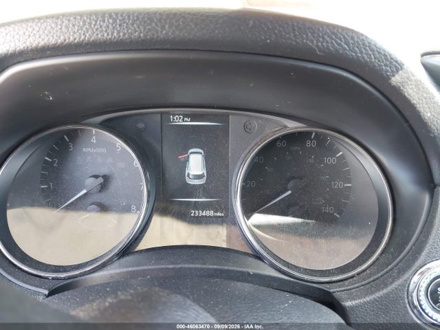 46063470 :رقم المزاد ، KNMAT2MTXHP515358 vin ، 2017 Nissan Rogue Sv مزاد بيع