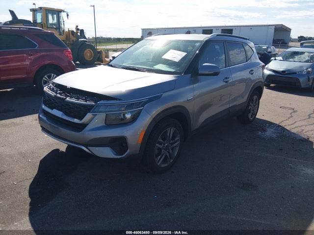 KIA SELTOS S 2021 KNDEUCAA1M7070087 Image 2