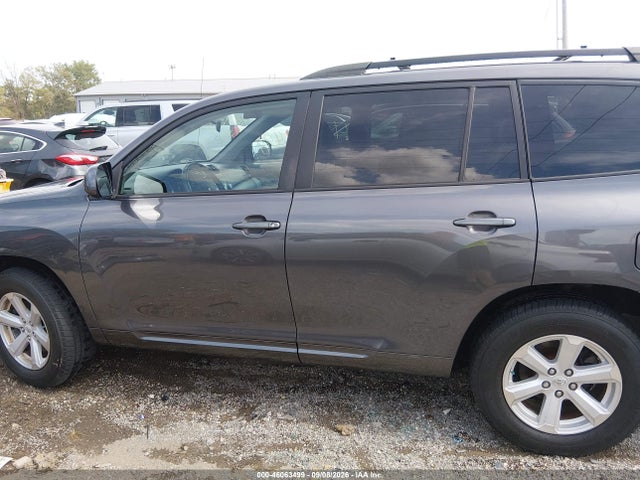 46063499 :رقم المزاد ، 5TDBK3EHXAS020886 vin ، 2010 Toyota Highlander Base V6 مزاد بيع