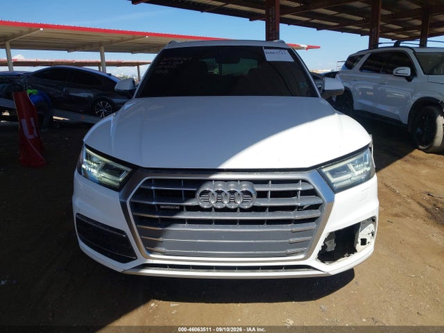 WA1BNAFY9J2185405 Audi Q5 2.0t Premium/2.0t Tech Premium