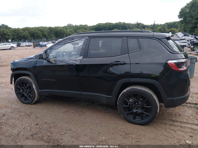 2025 Jeep Compass Latitude 4x4 მანქანა იყიდება აუქციონზე, vin: 3C4NJDBN6ST570495, აუქციონის ნომერი: 46063516
