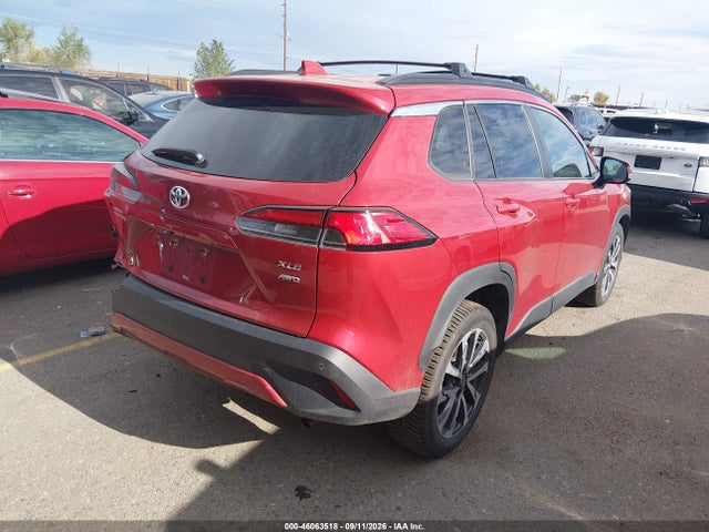 46063518 :رقم المزاد ، 7MUDAABG9NV043602 vin ، 2022 Toyota Corolla Cross Xle مزاد بيع