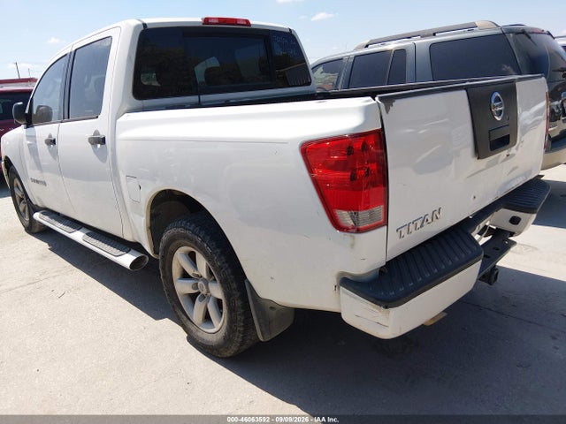 46063592 :رقم المزاد ، 1N6AA0EK9BN320674 vin ، 2011 Nissan Titan S مزاد بيع