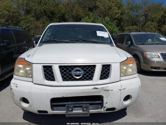 46063592 :رقم المزاد ، 1N6AA0EK9BN320674 vin ، 2011 Nissan Titan S مزاد بيع