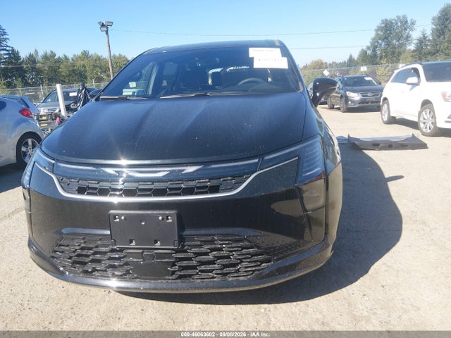 46063602 :رقم المزاد ، 2C4RC1BG9VR568680 vin ، 2027 Chrysler Pacifica مزاد بيع