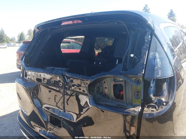 Chrysler Pacifica 2027 2C4RC1BG9VR568680 Image 6