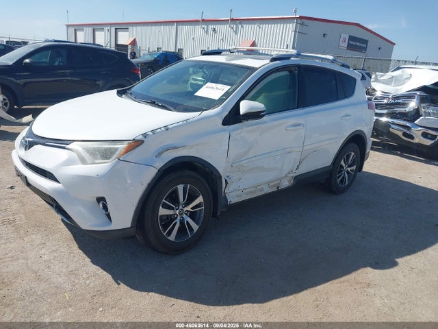 Toyota Rav4 Xle 2016 2T3RFREV6GW474426 Image 2