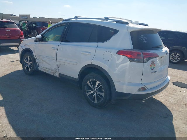 Toyota Rav4 Xle 2016 2T3RFREV6GW474426 Image 3