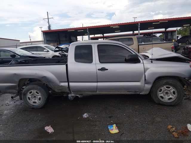 2015 Toyota Tacoma მანქანა იყიდება აუქციონზე, vin: 5TFTX4CN9FX060883, აუქციონის ნომერი: 46063627
