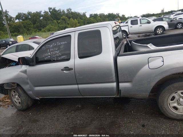 2015 Toyota Tacoma მანქანა იყიდება აუქციონზე, vin: 5TFTX4CN9FX060883, აუქციონის ნომერი: 46063627