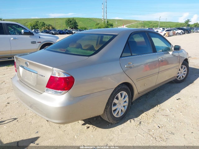 Aukcja sprzedaży 2005 Toyota Camry Le, vin: 4T1BE32K35U977929, numer aukcji: 46063673