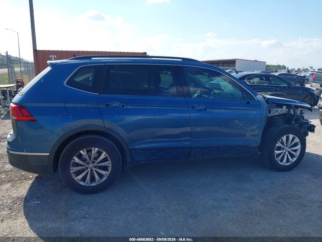 2018 Volkswagen Tiguan მანქანა იყიდება აუქციონზე, vin: 3VV3B7AX9JM065375, აუქციონის ნომერი: 46063682