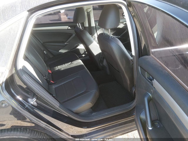 Volkswagen Passat 2.0t Se 2022 1VWSA7A35NC000828 Image 8