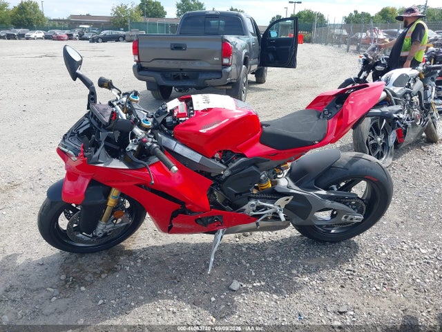 Продажа на аукционе авто 2025 Ducati Panigale V4/v4s, vin: ZDMDAG6W0SB004113, номер лота: 46063730