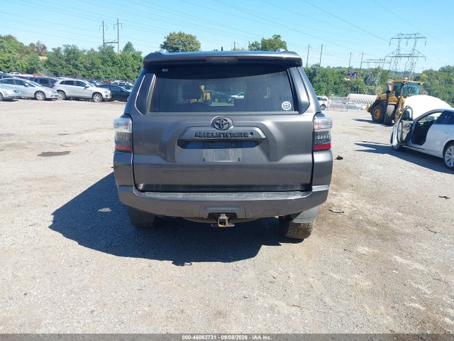 Toyota 4RUNNER SR5 2016 JTEBU5JR3G5348715 Image 17