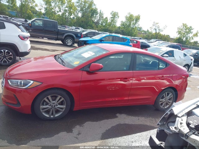 Продажа на аукционе авто 2018 Hyundai Elantra Sel, vin: 5NPD84LF2JH220469, номер лота: 46063740