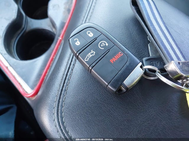 Продажа на аукционе авто 2015 Dodge Challenger R/t Plus, vin: 2C3CDZBT4FH888841, номер лота: 46063748