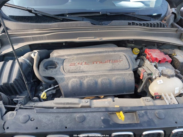 Продаж на аукціоні авто 2018 Jeep Renegade Latitude Fwd, vin: ZACCJABB1JPJ06576, номер лоту: 46063820
