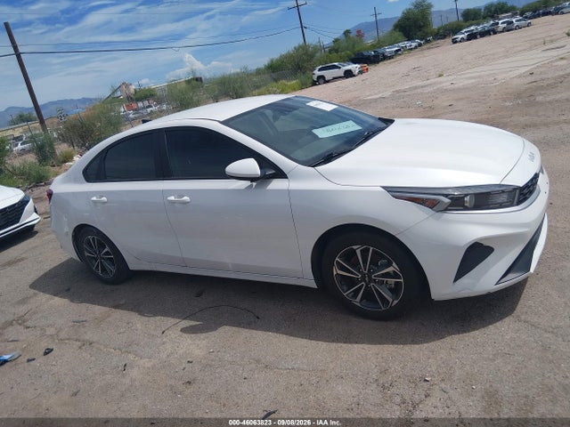 KIA Forte Lxs 2023 3KPF24AD1PE675161 Image 13