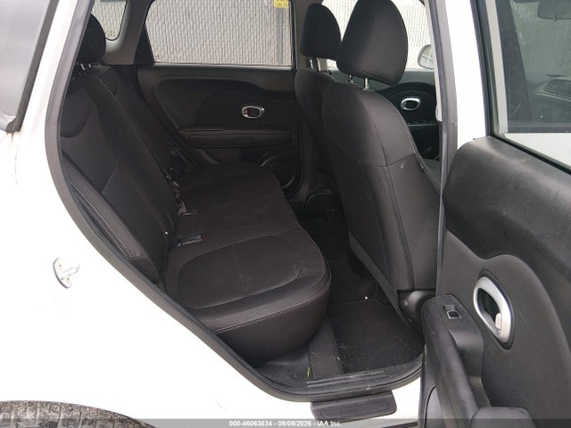46063834 :رقم المزاد ، KNDJN2A26J7613430 vin ، 2018 Kia Soul مزاد بيع